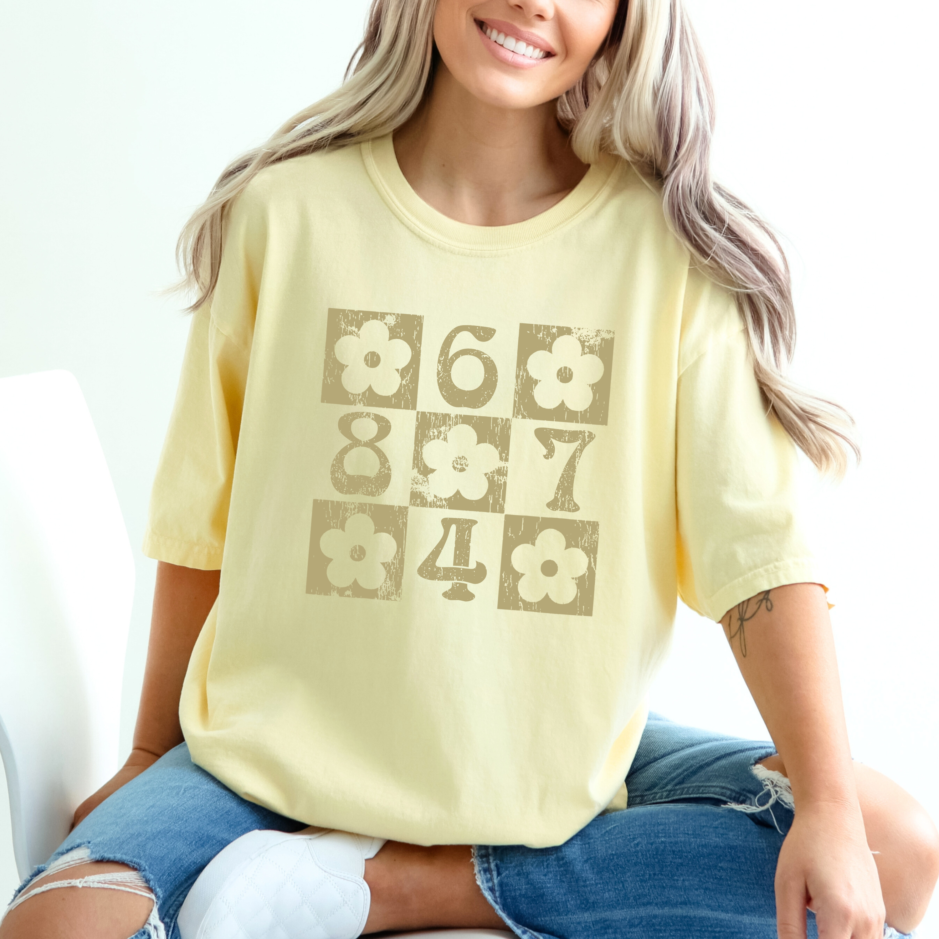 8647 Retro Graphic Tee