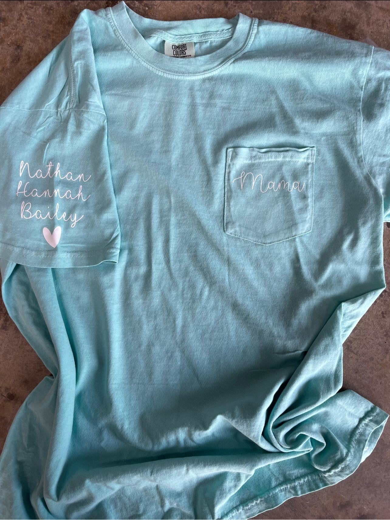 Custom Mama Graphic Tee - Merch Girls