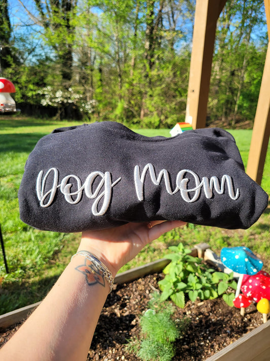 Dog Mom 3D Puff Embroidered CC Short Sleeve/Sweatshirt