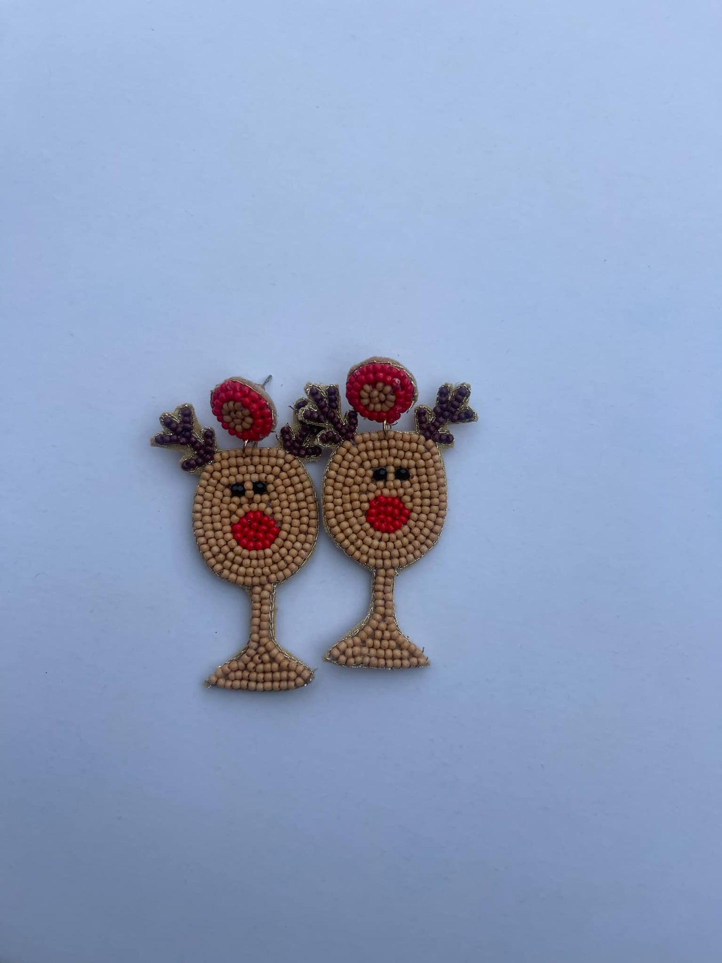 Sead Bead Earring- Reindeer Wine