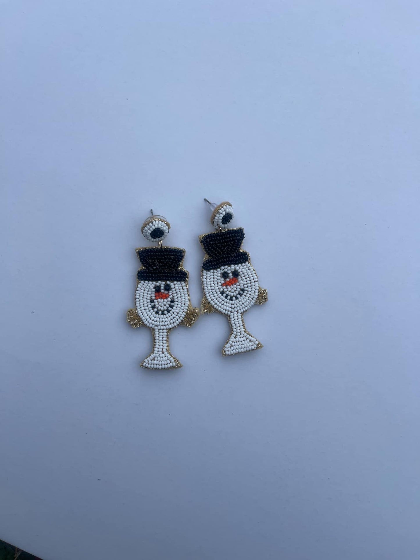 Sead Bead Earring- Snowman Wine