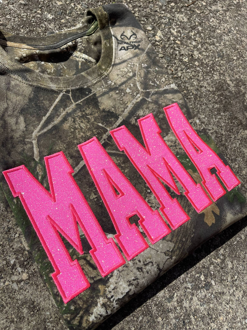 Realtree Camo Neon Pink Mama Glitter Applique Embroidered T-Shirt