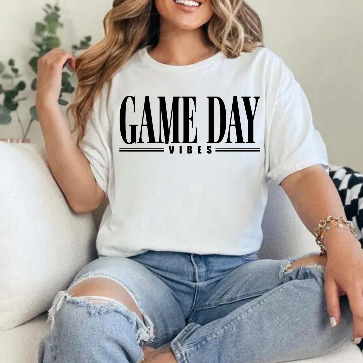 Game Day Vibes Short Sleeve Tshirt