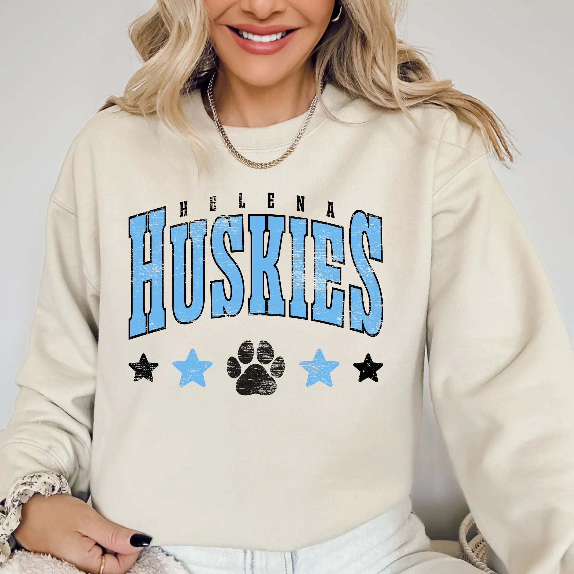 Helena Huskies Distressed Stars DTF Transfer - Merch Girls