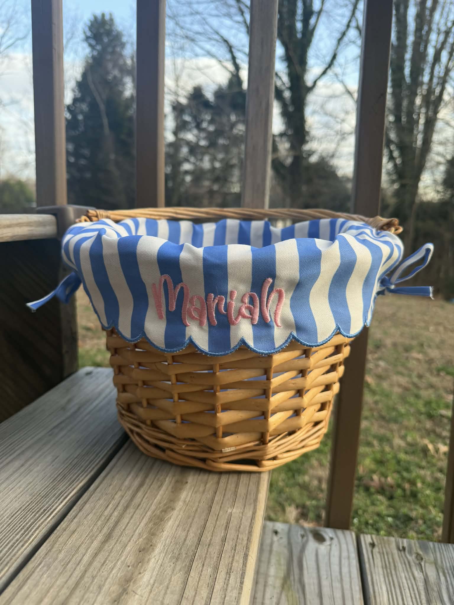 PREORDER | CLOSES 2.28.26 Personalized Round Willow Easter Basket with Embroidered Scalloped Liner