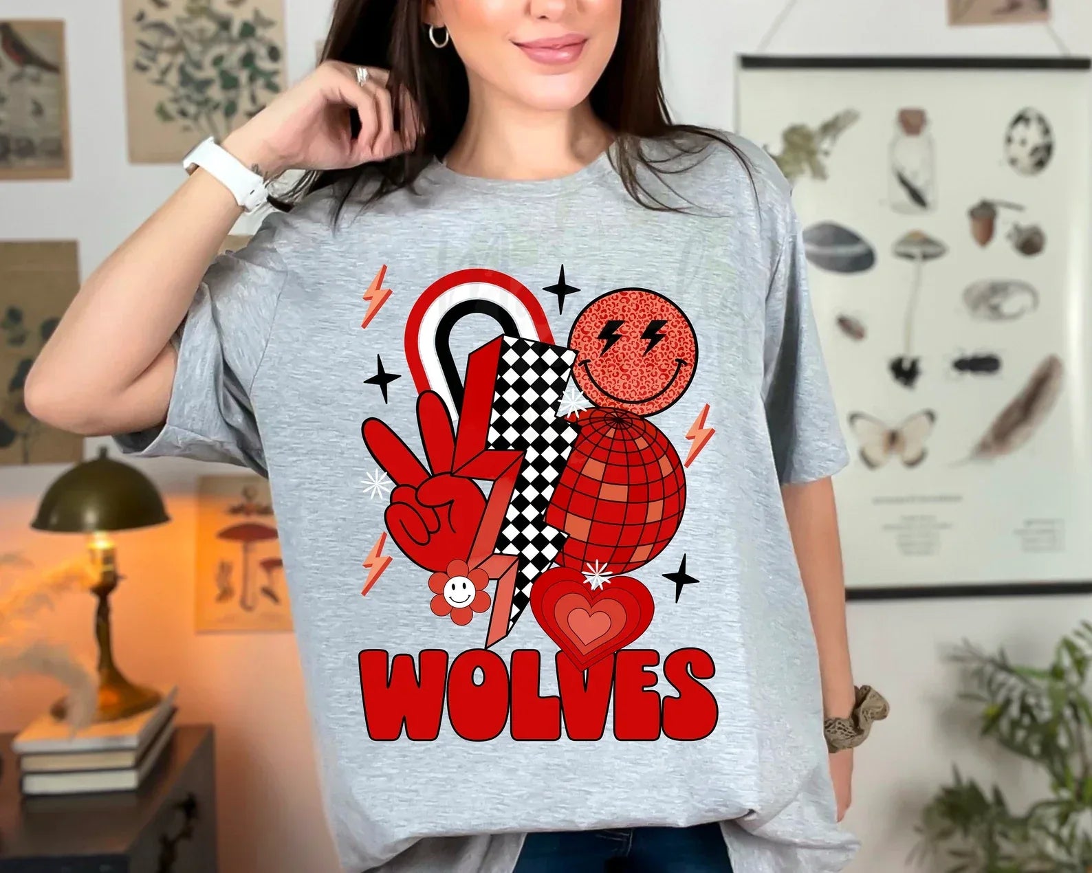 Wolves Groovy DTF Transfer - Merch Girls