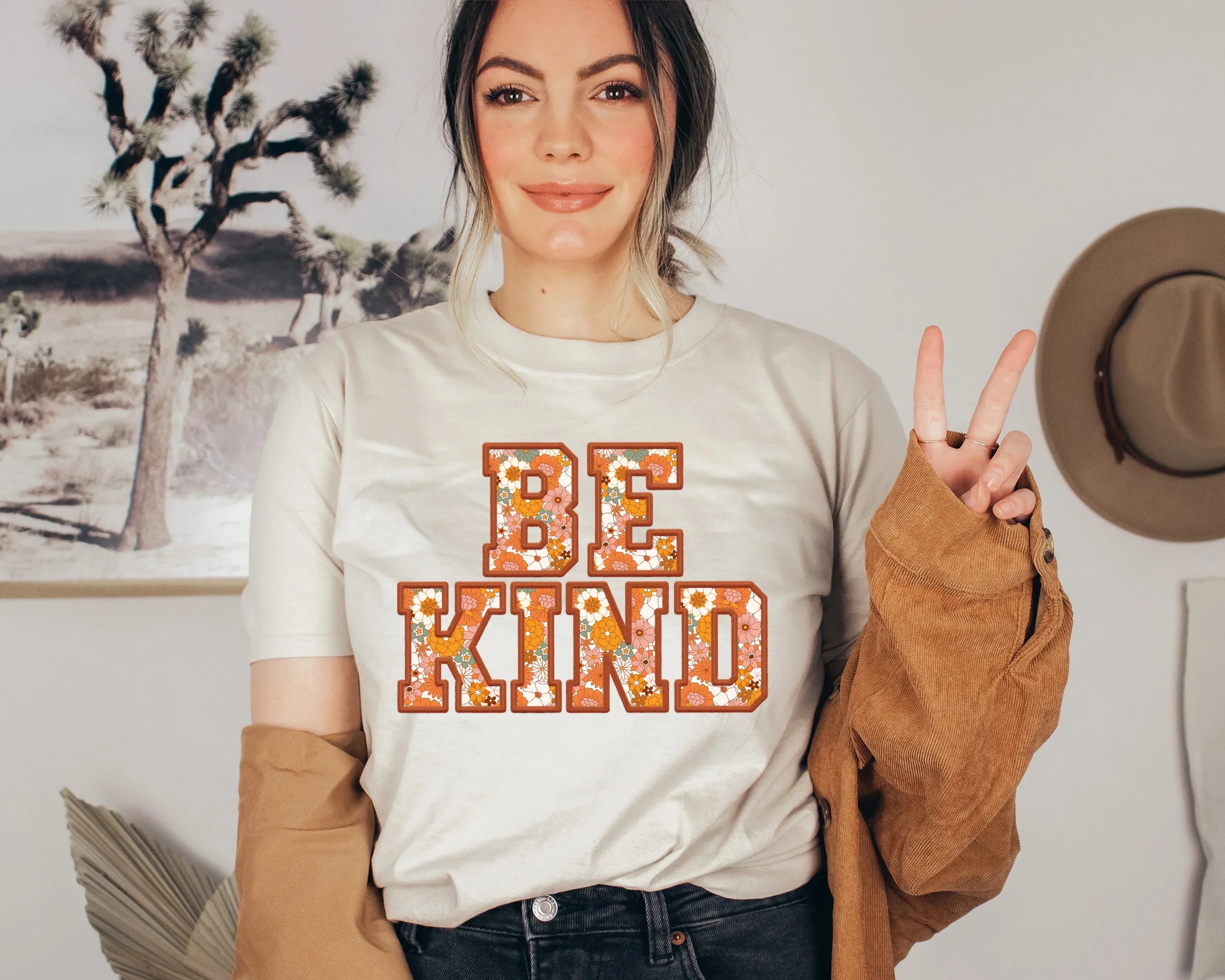 Be Kind Graphic Tee - Merch Girls