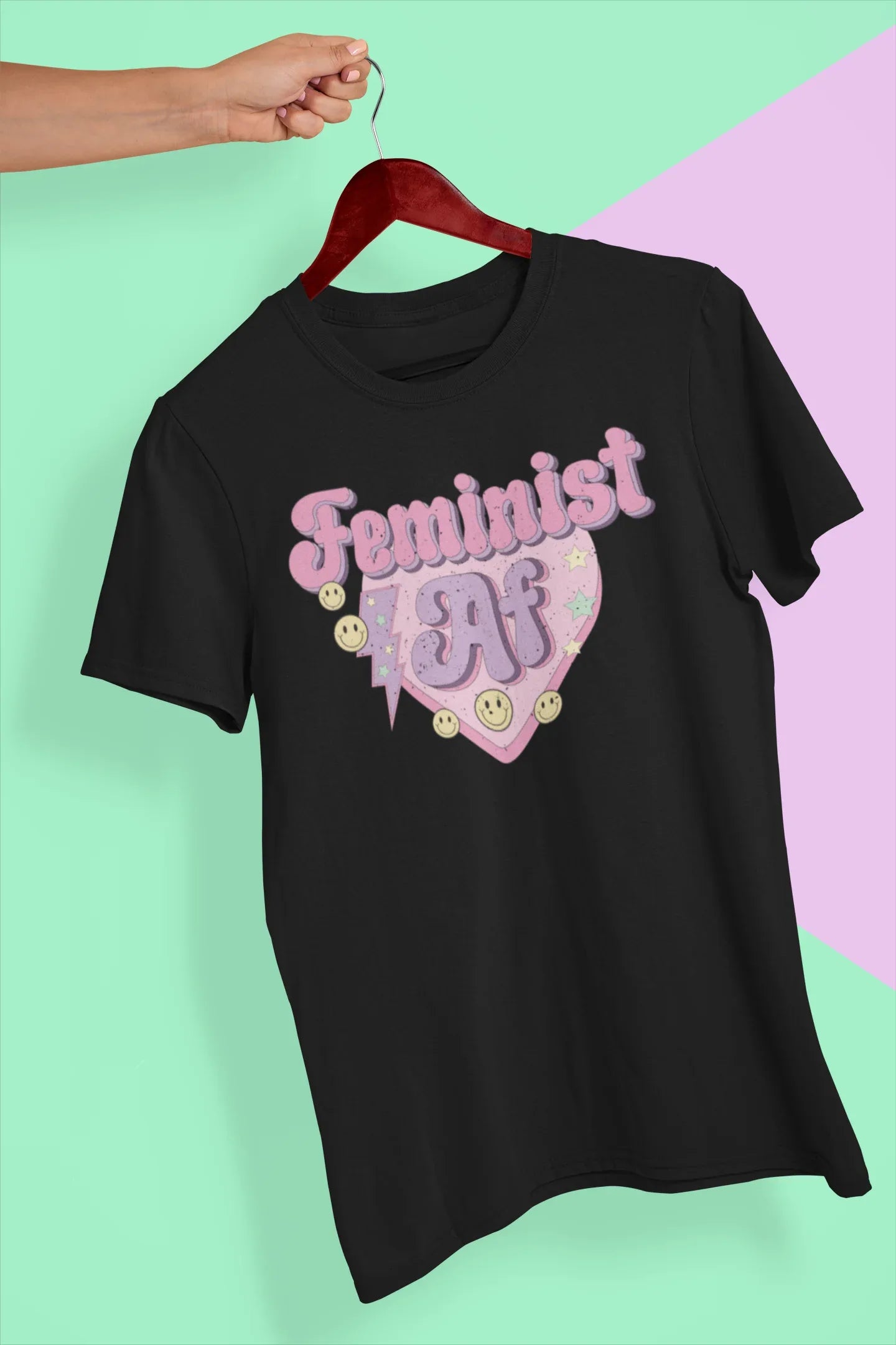 Feminist AF Grunge Heart Graphic Tee - Merch Girls