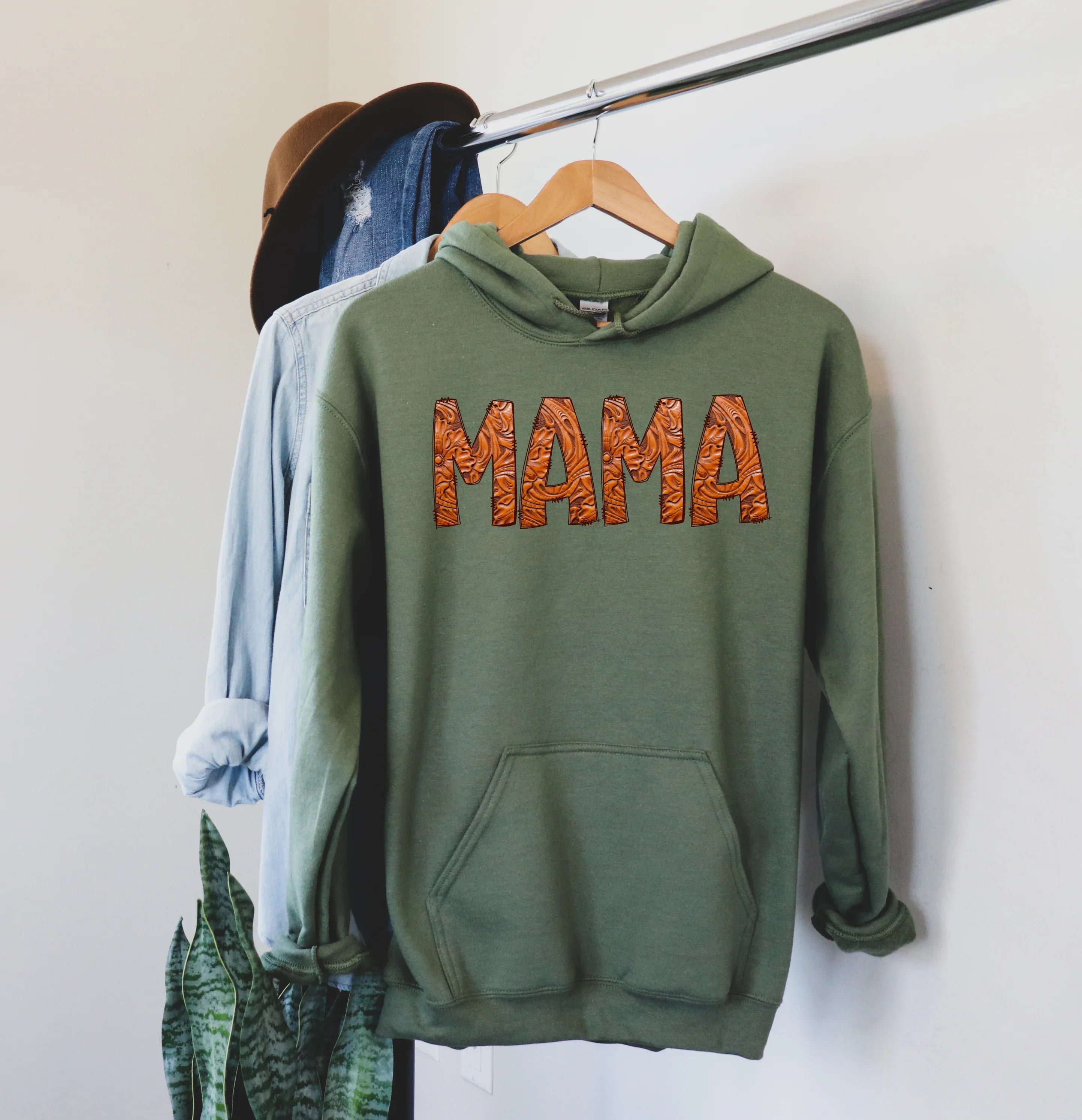 MAMA Western Faux Decorative Embossed Leather Graphic Tee - Merch Girls