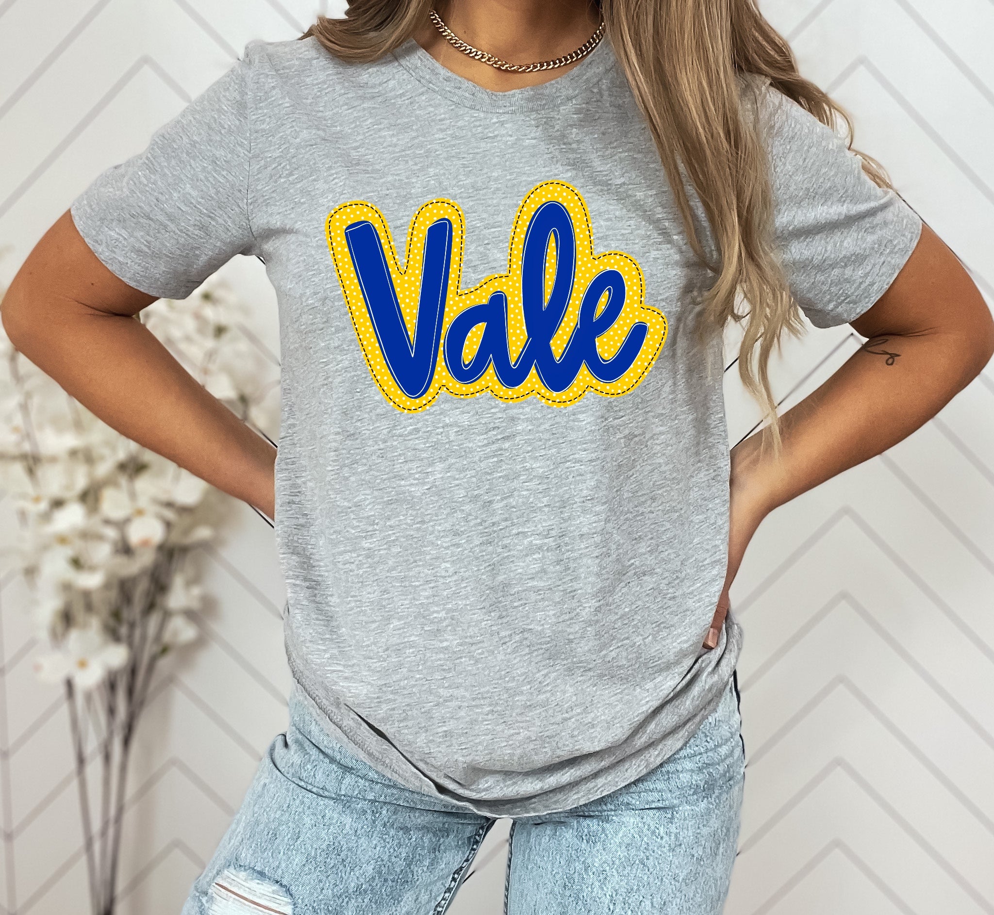 Vale Faux Applique Graphic Tee