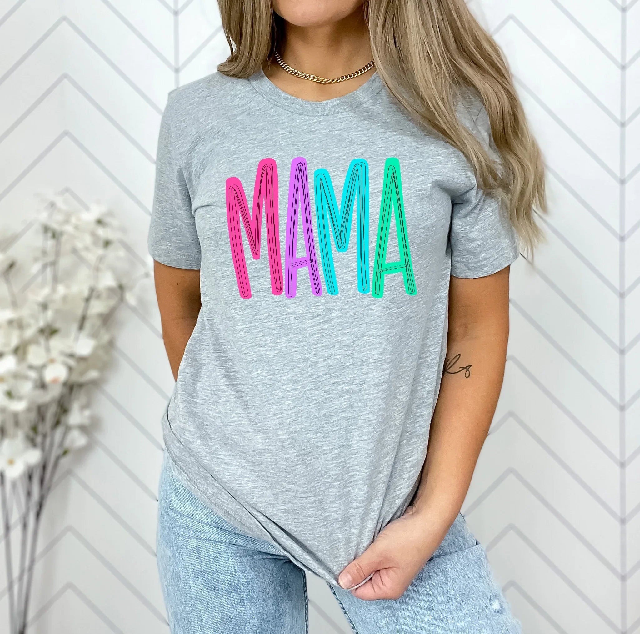 Mama Scribble Doodle Graphic Tee - Merch Girls