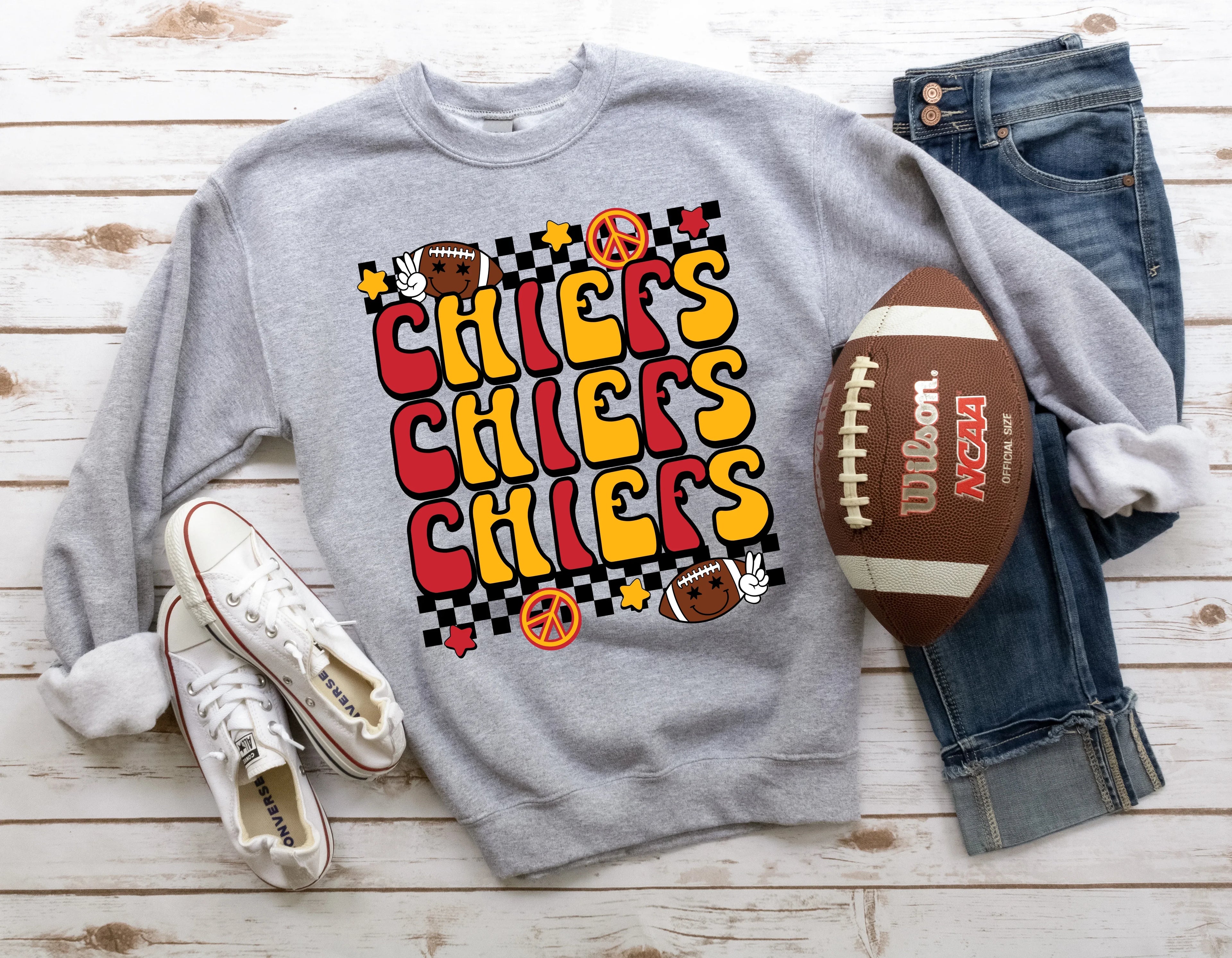 Chiefs Retro Bubble Graphic Tee - Merch Girls