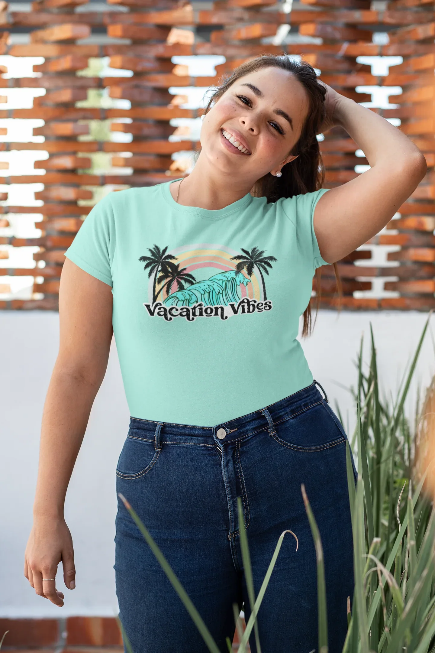 Vacation Vibes Graphic Tee - Merch Girls